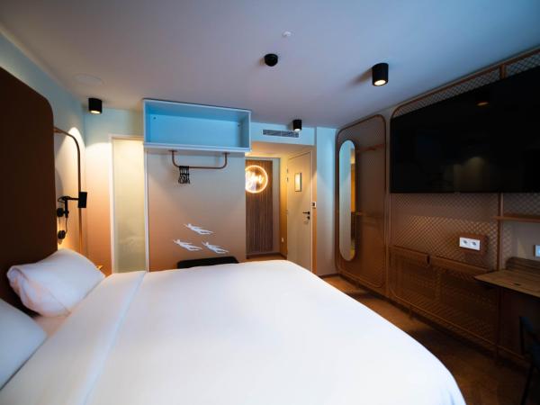 YOU Are Deauville : photo 10 de la chambre chambre double