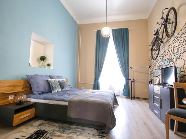 Uránia Apartmanház : photo 9 de la chambre studio