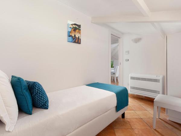 Hotel Tasso Suites & Spa : photo 8 de la chambre appartement 3 chambres