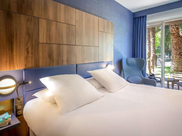 Mercure Marseille Centre Bompard La Corniche : photo 3 de la chambre chambre double classique - vue sur jardin