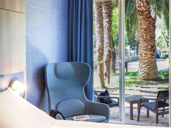 Mercure Marseille Centre Bompard La Corniche : photo 6 de la chambre chambre double classique - vue sur jardin