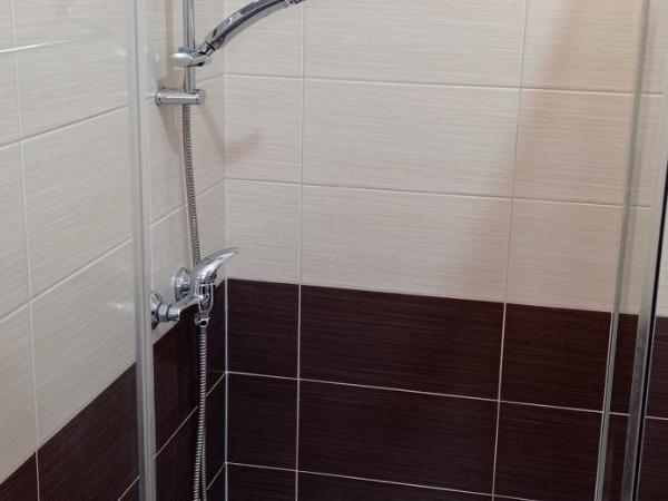 Viktor rooms and apartments : photo 9 de la chambre chambre double deluxe