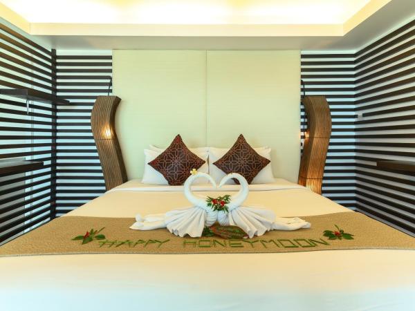 Hilltop Wellness Resort : photo 1 de la chambre chambre lit king-size - vue sur mer