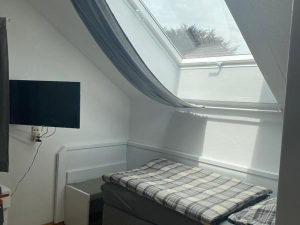 Pension Pagalies : photo 8 de la chambre chambre lits jumeaux avec salle de bains privative