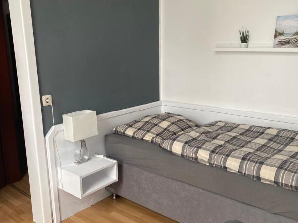 Pension Pagalies : photo 7 de la chambre chambre lits jumeaux avec salle de bains privative