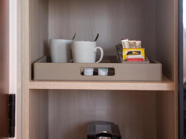 Hyatt Place London City East : photo 8 de la chambre premium king room with sofa and balcony