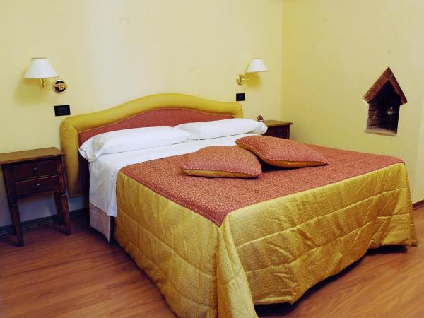 Hotel Di Stefano : photo 1 de la chambre chambre double deluxe