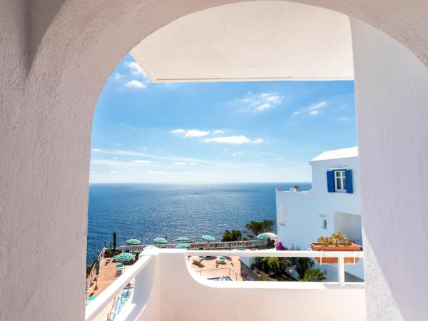 Hotel Grazia alla Scannella : photo 6 de la chambre chambre double deluxe avec balcon - vue sur mer
