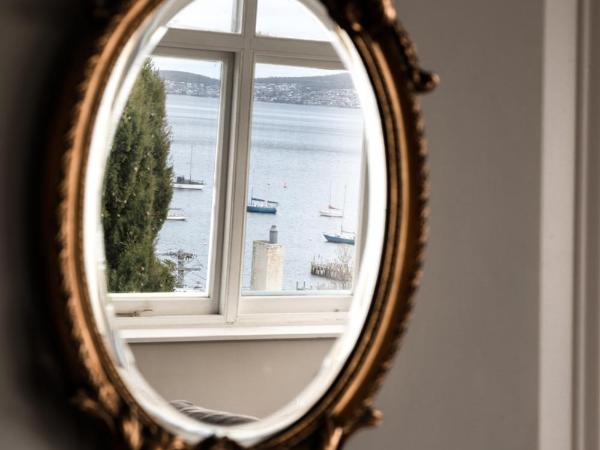 Battery Point Manor : photo 7 de la chambre chambre lit king-size - 5