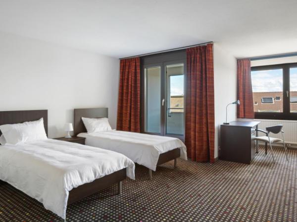 Neuchâtel City Hôtel : photo 9 de la chambre chambre lits jumeaux supérieure