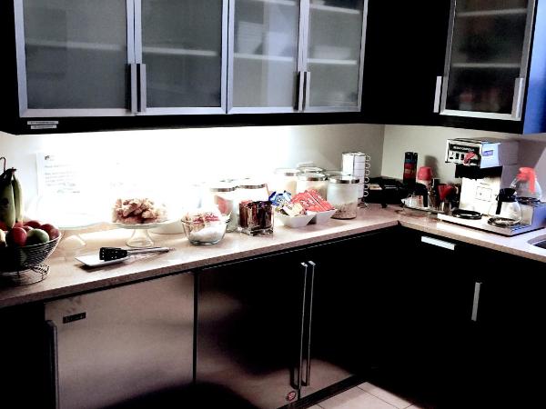 House 5863- Chicago's Premier Bed and Breakfast : photo 1 de la chambre chambre lit-king size - 1