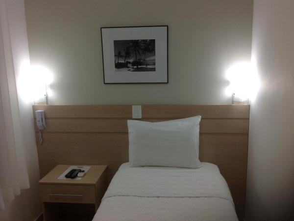Upper Hotel : photo 7 de la chambre chambre simple standard