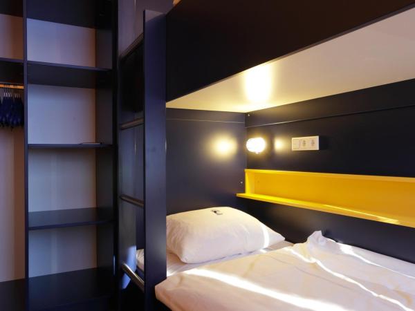 Bed'nBudget Expo-Hostel Dorms : photo 3 de la chambre chambre simple avec douche