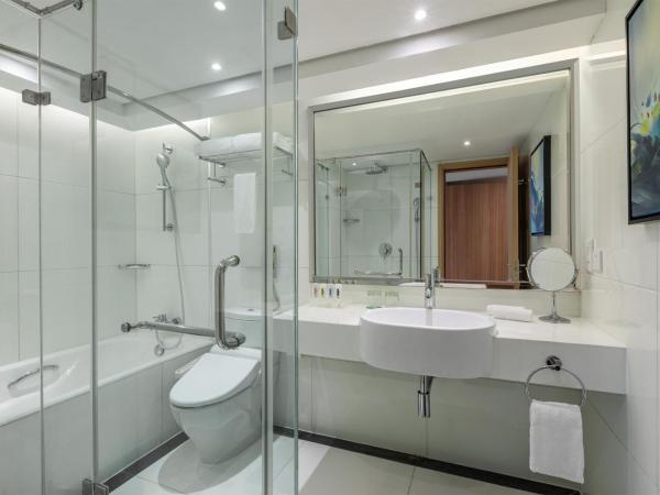 Holiday Inn Shanghai Hongqiao Central, an IHG Hotel : photo 6 de la chambre suite 1 chambre