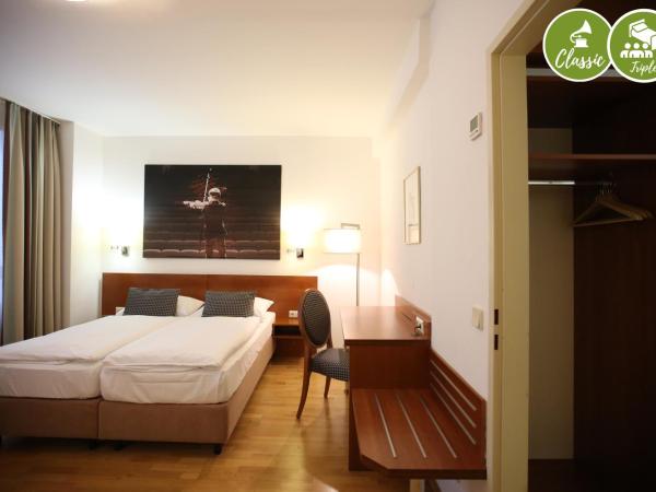 arte Hotel Wien Stadthalle : photo 5 de la chambre chambre triple standard classique