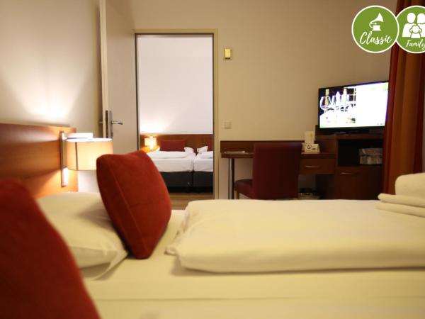 arte Hotel Wien Stadthalle : photo 10 de la chambre chambre familiale