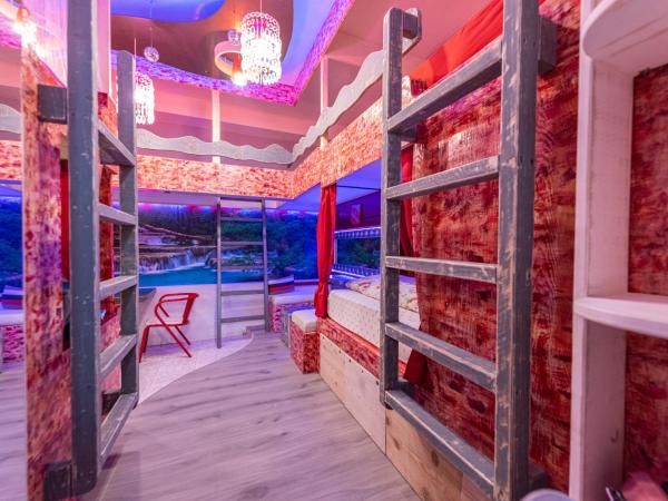 RICARDO Team-Hostel : photo 7 de la chambre dortoir mixte