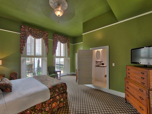 Menger Hotel : photo 2 de la chambre suite lit king-size
