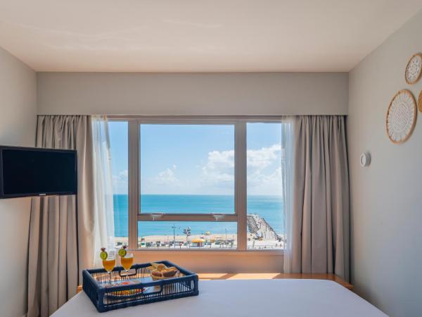 Praiano Hotel : photo 4 de la chambre chambre lit king-size - vue sur mer