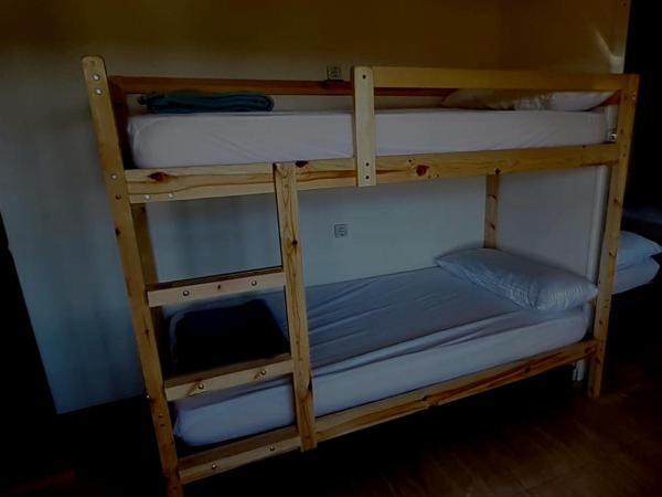 Albergue La Costana : photo 4 de la chambre lit simple dans dortoir mixte