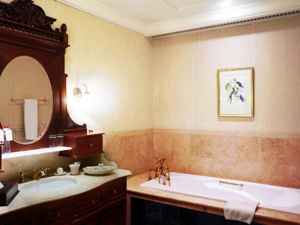 Hotel Majapahit Surabaya MGallery : photo 1 de la chambre chambre lit king-size classique