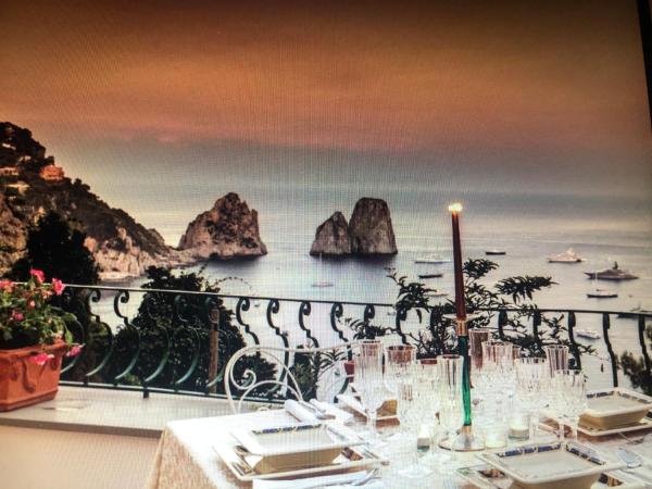 VILLA OLGA LUXURY CAPRI : photo 6 de la chambre grande chambre double