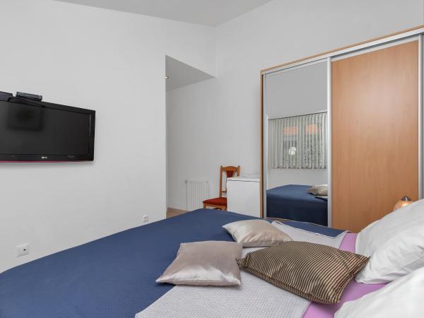 Pension Dijakovic : photo 2 de la chambre chambre double