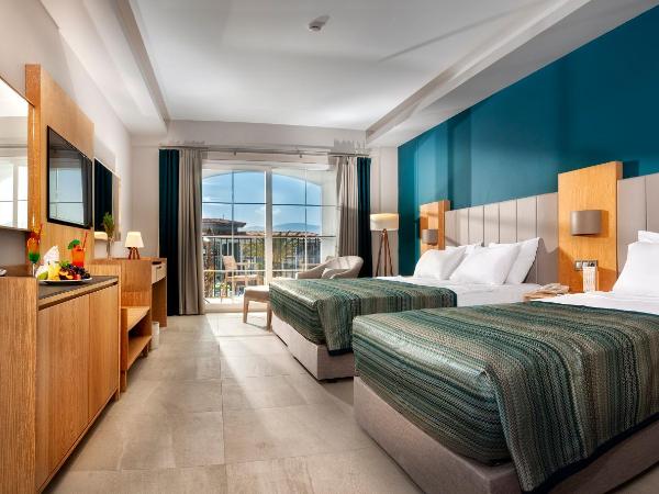 Ephesia Holiday Beach Club : photo 4 de la chambre chambre double ou lits jumeaux supérieure - vue sur mer