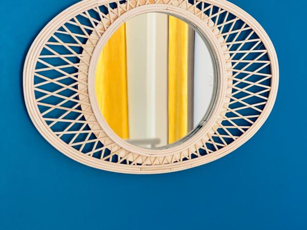 Hôtel boutique Quai d'Azur : photo 1 de la chambre chambre familiale climatisée avec terrasse privée