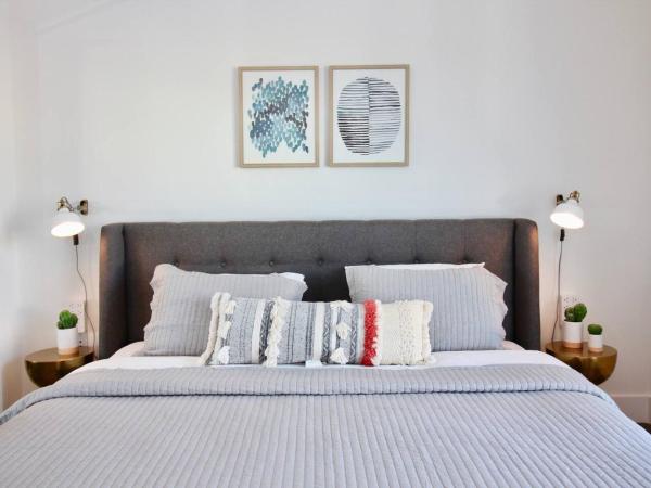 Los Angeles Premium Suites with Free Parking : photo 4 de la chambre appartement 2 chambres avec balcon