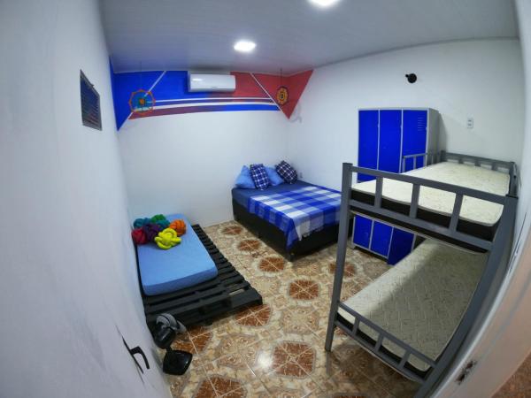 Puleiro Hostel : photo 9 de la chambre chambre familiale standard