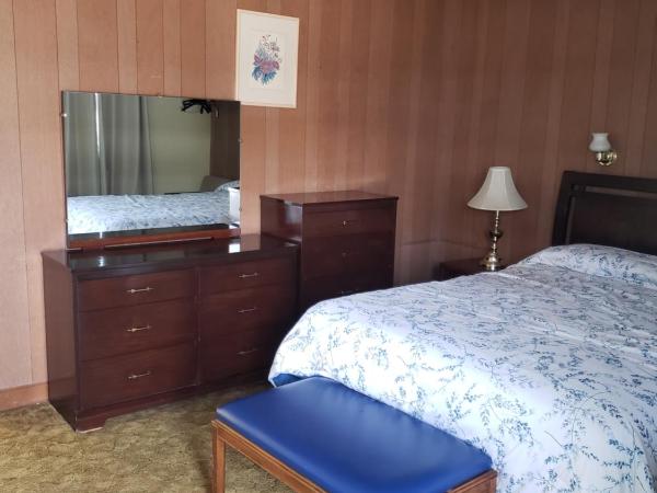 Olympia Motel : photo 3 de la chambre chambre lit queen-size 