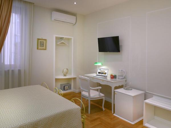 Residenza Borbonica : photo 1 de la chambre chambre quadruple de luxe
