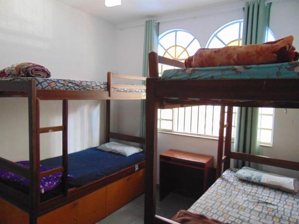 Wally's House Hostel : photo 2 de la chambre lit dans un dortoir de 4 lits