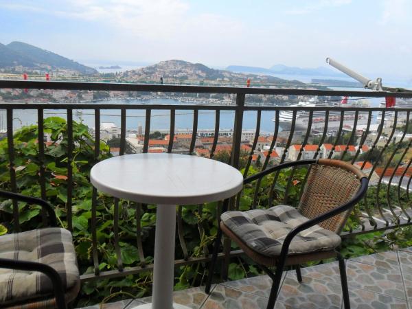 Pansion Panorama Dubrovnik : photo 6 de la chambre chambre double avec balcon et salle de bains privative - vue sur mer