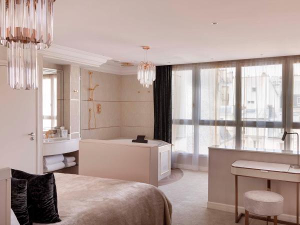 Paris j'Adore Hotel & Spa : photo 3 de la chambre hébergement prestige sublime avec jacuzzi