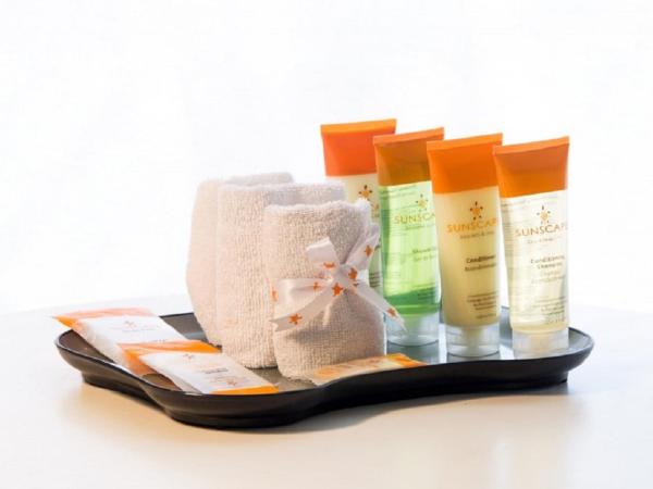 Sunscape Sabor Cozumel : photo 3 de la chambre hébergement lit king-size deluxe - vue tropicale