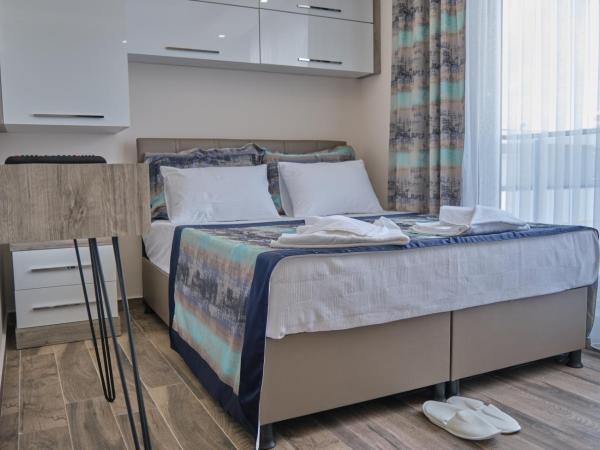 KALİSPERA HOTEL : photo 2 de la chambre chambre double avec salle de bains privative