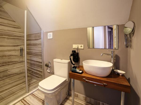 Almina Guest House : photo 10 de la chambre suite junior - vue sur mer