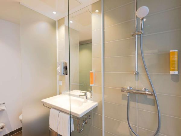 Super 8 by Wyndham Dresden : photo 8 de la chambre chambre double