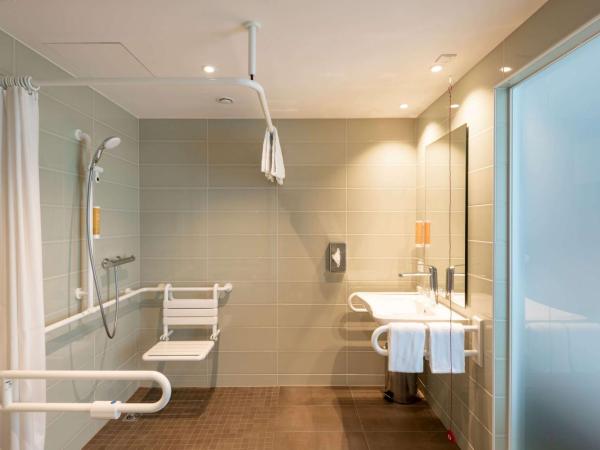 Super 8 by Wyndham Dresden : photo 8 de la chambre chambre double - accessible aux personnes à mobilité réduite