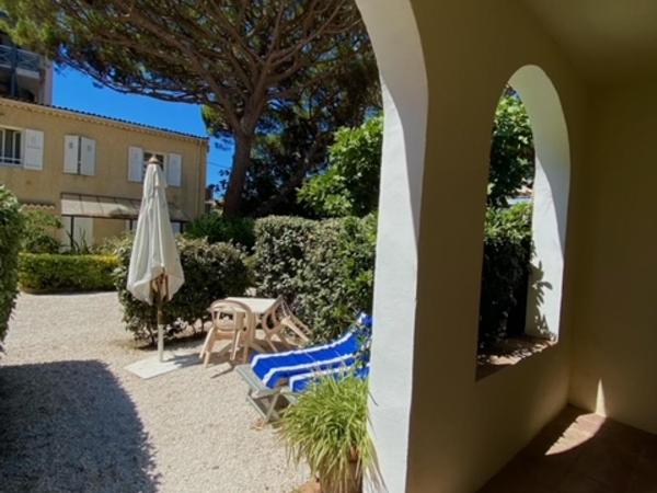 Hôtel Beau Rivage : photo 4 de la chambre chambre double - rez-de-chaussée