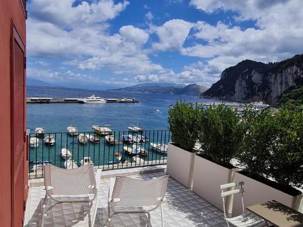 Capri Marina Suite : photo 1 de la chambre chambre double avec terrasse