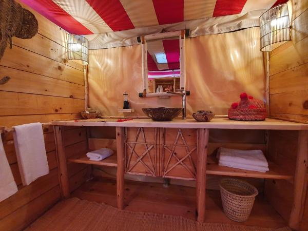 Nkhila Lodge : photo 7 de la chambre tente