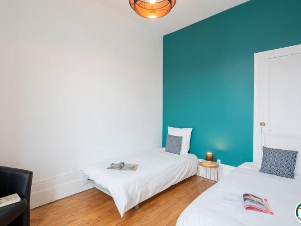 Chez Hortense : photo 6 de la chambre chambre familiale