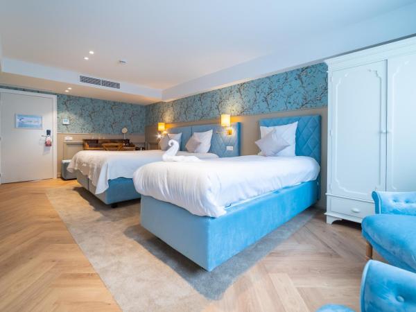 Grand Hotel Normandy by CW Hotel Collection : photo 7 de la chambre chambre triple familiale