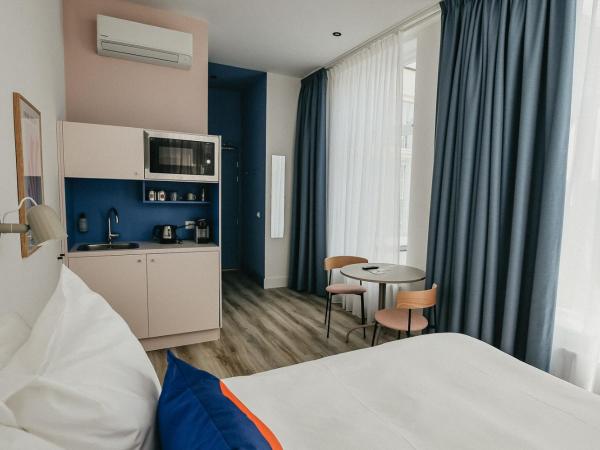 Hotel Bries Den Haag - Scheveningen : photo 6 de la chambre suite standard