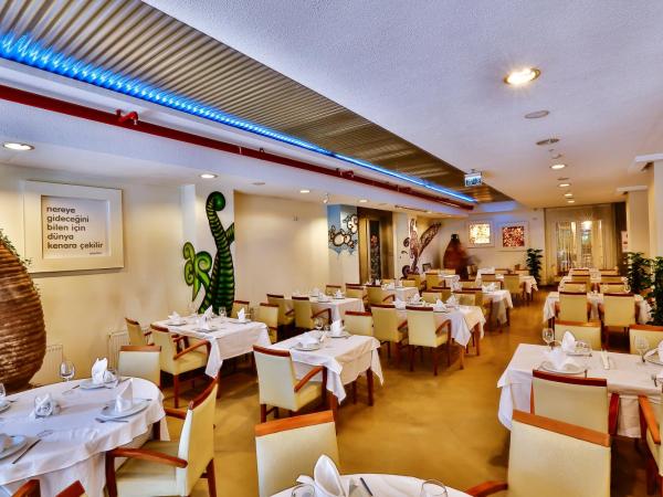 Han Hotel : photo 3 de la chambre chambre double ou lits jumeaux