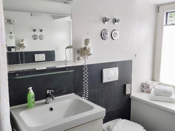 Paleo Finest Serviced Apartments : photo 7 de la chambre appartement avec balcon
