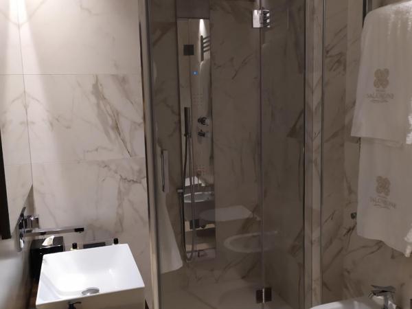 Palazzo Salomone : photo 2 de la chambre suite junior en duplex avec terrasse